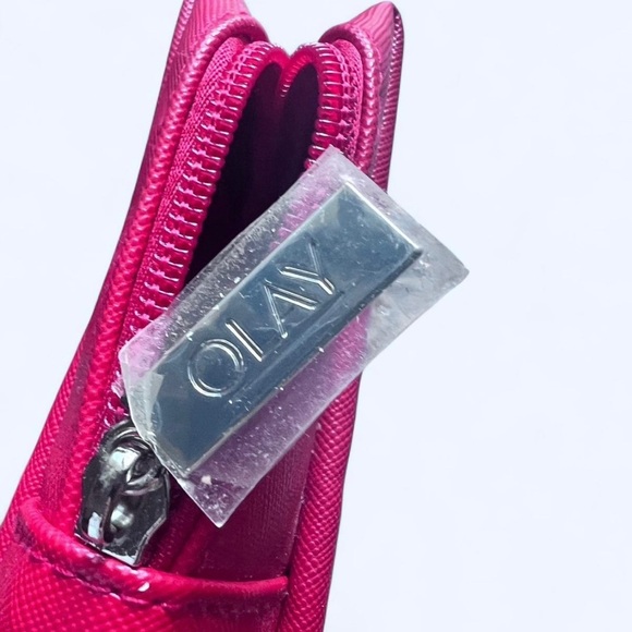 Rare Artist Keith Haring x Olay Red Friends Vanity Pouch Makeup Cosmetics Bag - Picture 5 of 14